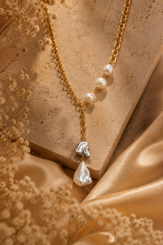 Pearl Balance Necklace
