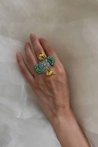 Royal Caravan Ring