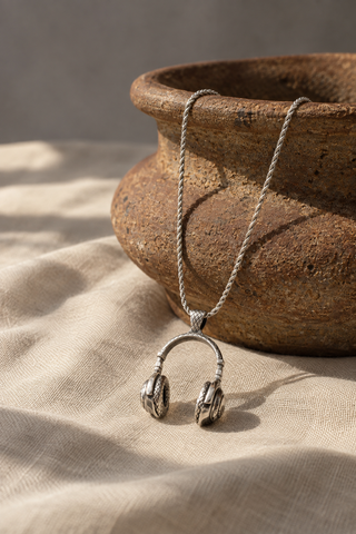 The Sound Check Necklace
