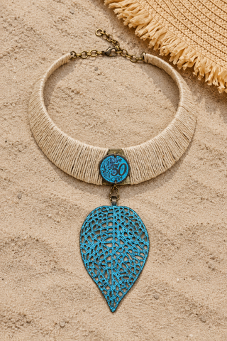 Leaf It To Teal Necklace