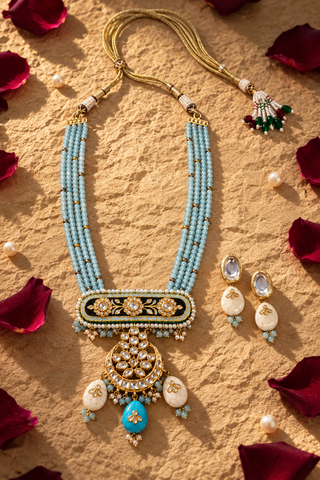 The Festive Heirloom Necklace