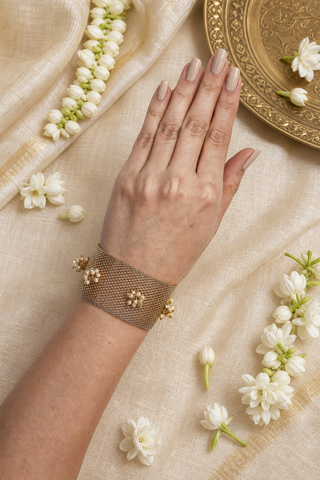 Mesh Love Bracelet