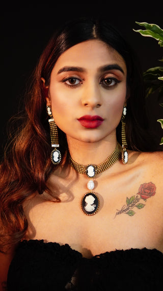 Royal Duo Mesh Earrings