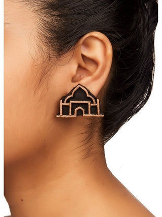 Mumtaaz Love Earrings