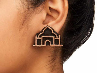 Mumtaaz Love Earrings