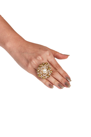 Pearl, Actually Ring