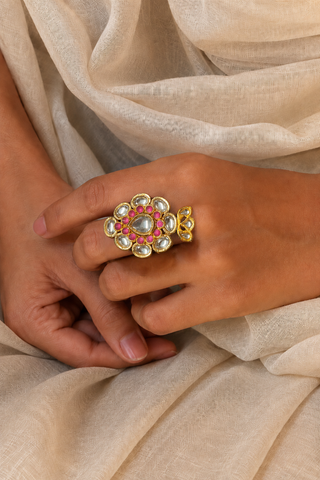 Gulabi Kundan Ring