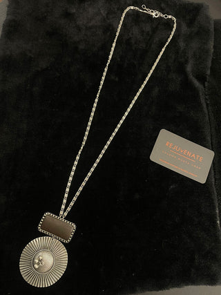 Wood You Look At That Necklace