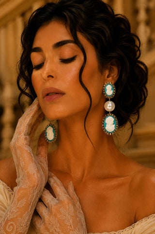 Bridgerton Duo Gold Cameo Earrings