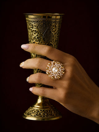 Pearl, Actually Ring