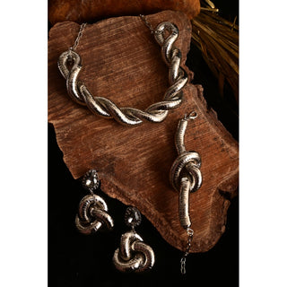 SILVER KNOT STATEMENT EARRINGS (RJE1323) image 1