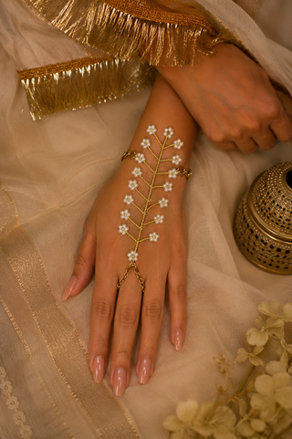 Brideside Hathpaan