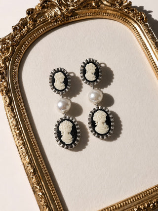 Ankita Lokhande In Bridgerton Duo Silver Cameo Earrings