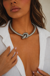 Metallic Knot Choker