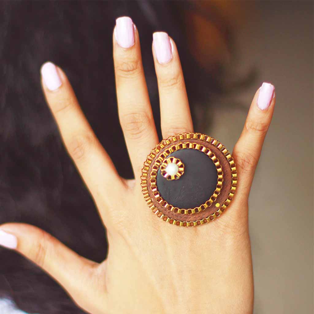 2D Wooden Ring (RJR298) - Image 2